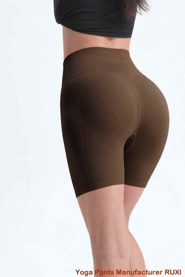 እጅግ በጣም የሚደገፍ የስፖርት ጡት