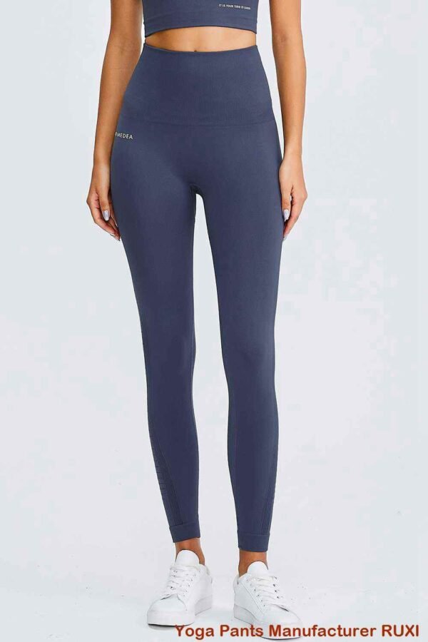 ምንም የፊት ስፌት ነበልባል leggings