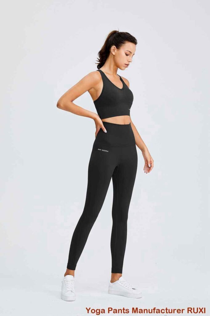 የሴቶች ሩጫ ቁምጣ ከ spandex ጋር