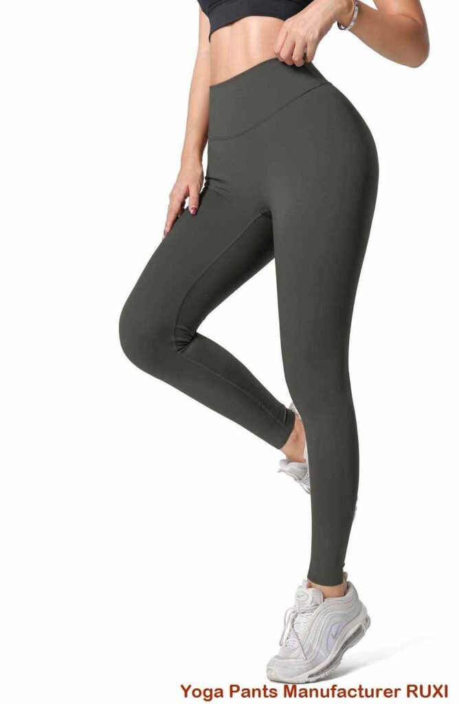 የሴቶች የአካል ብቃት እንቅስቃሴ ቁምጣዎች